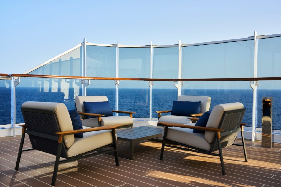 EXPLORA I - Sky Bar On 14